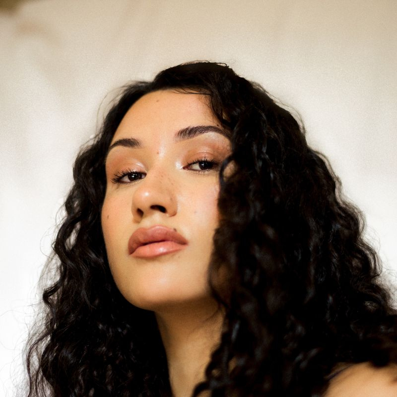 Cleo-Sol-Rose-in-the-dark
