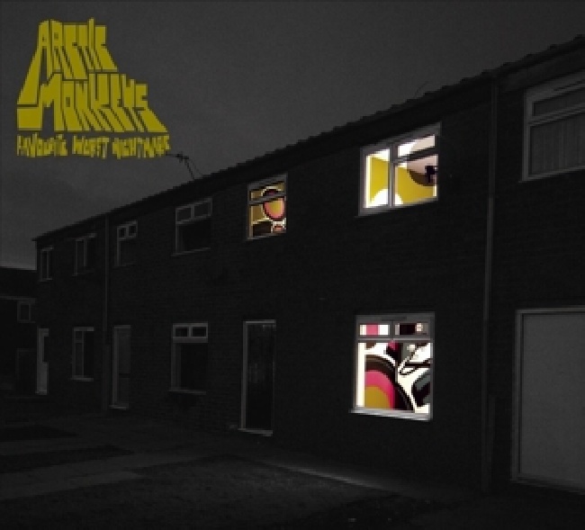 Arctic Monkeys-Favourite Worst Nightmare-1-CDtws30js1.jpg