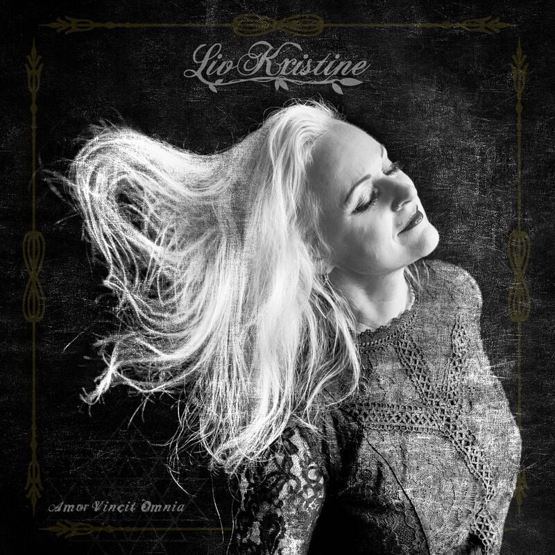 Liv Kristine - Amor Vincit OmniaLiv-Kristine-Amor-Vincit-Omnia.jpg